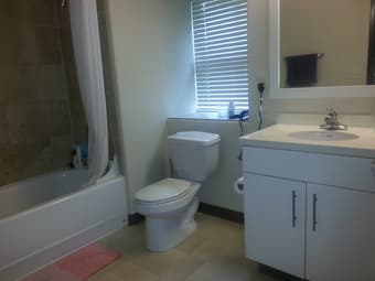 Munger Quad room from 6/18 to 6/28 (for females) 2