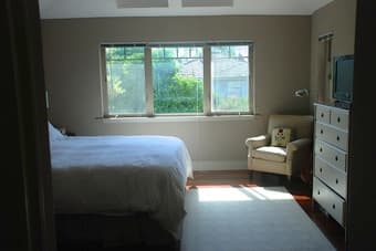 LARGE 1BR with Private Bath and WI Closet in 5BR house, 6/8-9/24 1