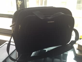 SAMSONITE COMMUTER/LAPTOP BAG  (LIKE NEW) 1