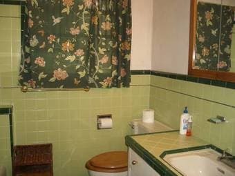185ft2 - Large quiet room in shared furnished home in Menlo Park 3