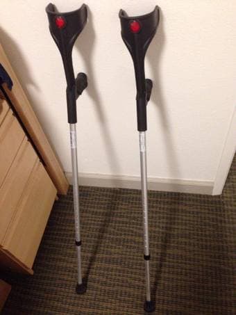 Forearm Crutches 1