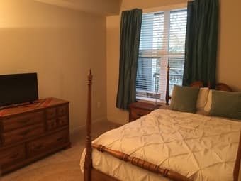 Solid Oak Bedroom Set w/ Full Size Mattress & Box Spring 1
