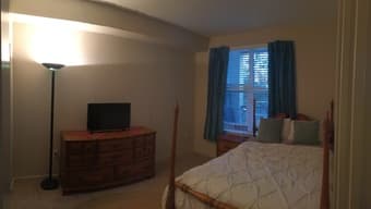 Solid Oak Bedroom Set w/ Full Size Mattress & Box Spring 3
