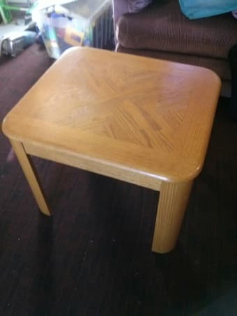 Side/Coffee table 1