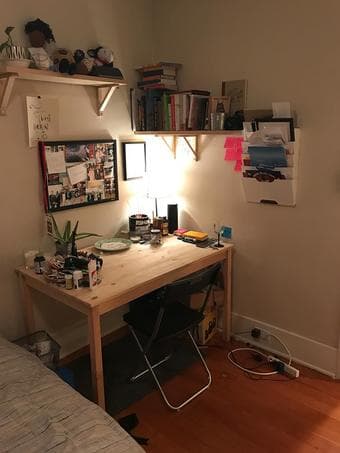Spacious room in 3br 2bath House in College Terrace 2