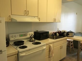 Escondido Village Studio Apartment for Sublet (June 20 - September 10) 2