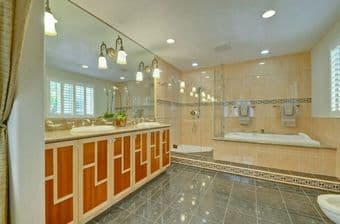 BEAUTIFUL Fully Furnished, SPACIOUS House ~1 min from Stanford 2