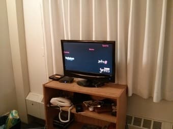22" AOC Flat screen TV 1