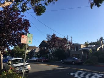 Large Bedroom near Berkeley BART - now til August 31 1