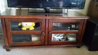 TV stand for sale 1