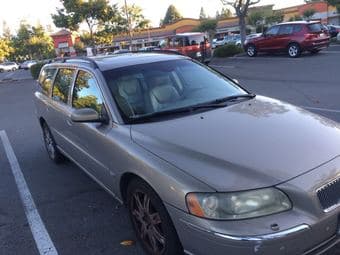 回国卖车   2005  Volvo V70 3