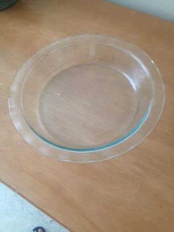 assorted pyrex glass baking dishes, $15 2