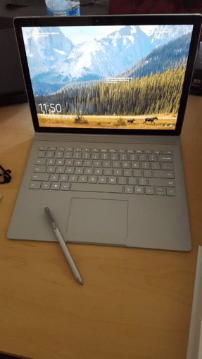 Microsoft Surface Book (128 GB, 8 GB RAM, Intel Core i5) 1
