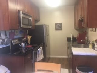 Palo Alto Room in Stylish Apartment opening 8/1 (utilities included!) 3