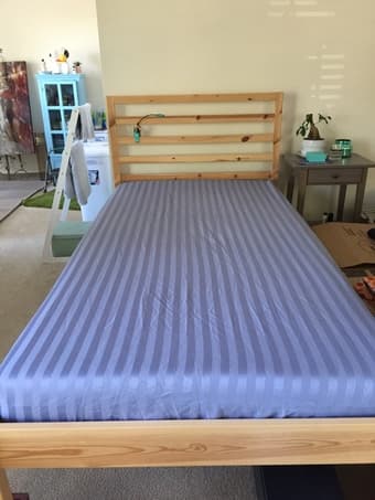 GREAT VALUE! Twin bed with very good mattress (new very clean) 1