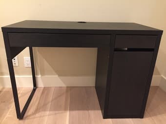 desk and chair 1
