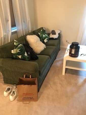 Great master suite in Menlo Park! Available 8/26 to 9/23 1