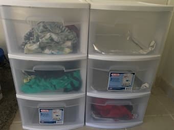two storage drawers 1