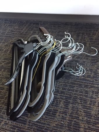 selling hangers 1