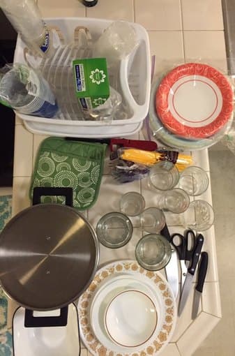 Kitchen appliances (cutlery, pot, cups, plates, torch, etc) 1