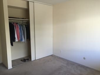 Room in 2BR/1BA Apartment in San Francisco for Autumn Qtr w/ Parking 3