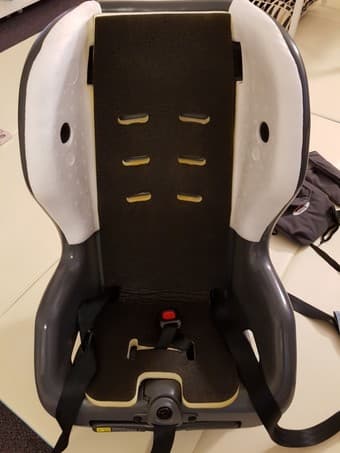 Britax Car Seat - $50 3