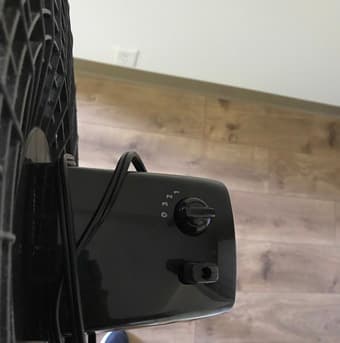 lasko black stand fan 2