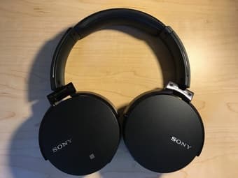 Wireless Headphones: Sony MDRXB950BT/B 2