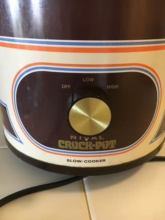 Vintage Rival Crock-Pot - 3100 - Almond - Slow Cooker 3.5 Qt. 1