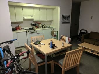 1 room in a 2BR Rains Apartment 4