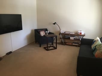 Looking for a roommate in 2-Br, 1-Bath near downtown Menlo Park 2