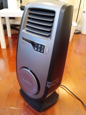 Moving sale (Poang chair, table, heater, trash bin) 3