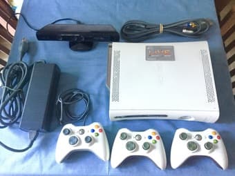 15 HHD XBOX/ KINECT/ GAMES/ CONTROLLERS 1