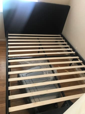 Move-out SALE (Palo Alto) ------Bed and Mattress 1