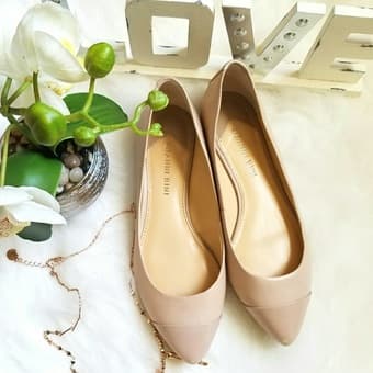 stylish shoes Gianni Bini nude two-toned flats size 6.5 1
