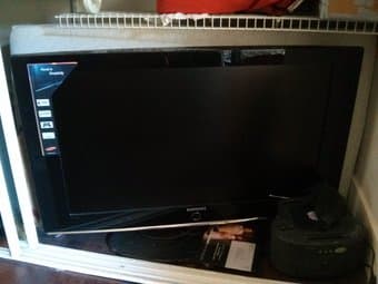 Samsung LCD TV Display - 37 Inch - $100 1
