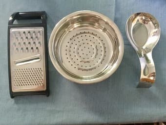 PASTA DRAINER/ CHEESE GRATER /UTENSIL HOLDER 1