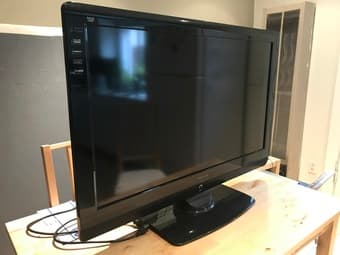 40" HDTV good condition only $90 3