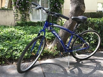 Blue Fuji Crosstown 7-speed 2