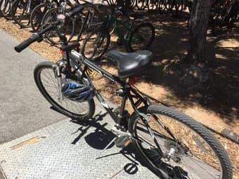 **MUST GO** 26 inch Mountain bike: Schwimm Ranger 2.6fs 1