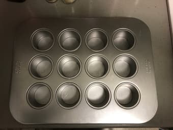 Mini Cheesecake Pan (12 individual cakes) 1