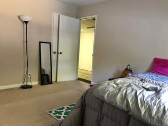 Private bedroom w/ garage in Mountain View near Caltrain & US101 2