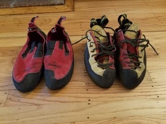 Lightly used climbing shoes in great shape. Size 42 (US 9) 1