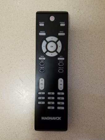 MAGNAVOX 32" 720p LCD HDTV w/HDMI 3