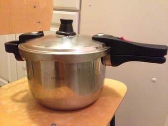 HIGH PRESSURE POT  (高压锅) 1