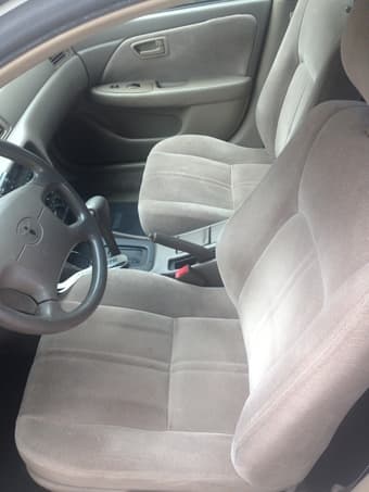Low Price Perfect Condition Toyota Camry 98 -- It's just what you want 3