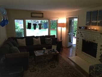 House: 3bed/2bath on boarder of Atherton in RWC - 15 mins to campus 2