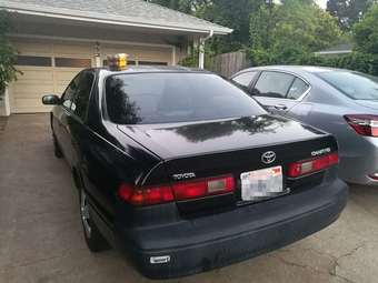 1998 Toyota Camry LE,Black,140K miles,Clean title 3