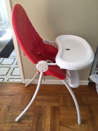 Bloom Nano Urban Highchair - White Frame & Red Seat 3