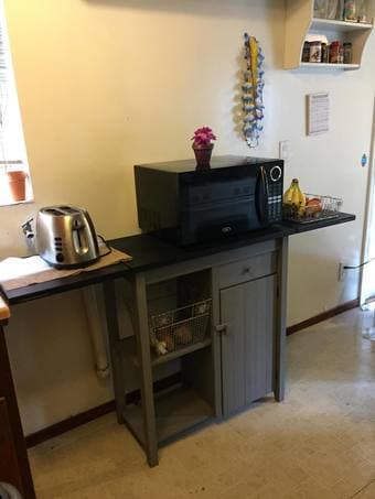 Kitchen Island 1